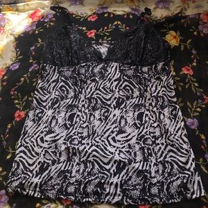 Zebra patterned bow tank
